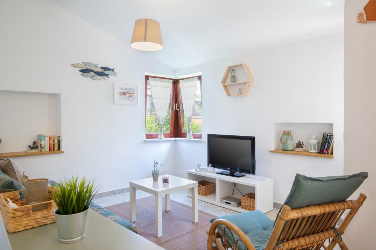 Luca'S Apartment Πούλα Εξωτερικό φωτογραφία