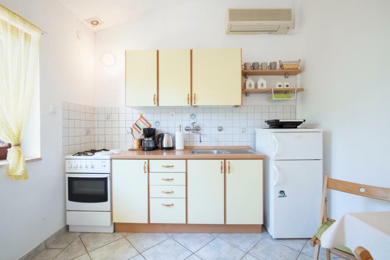 Luca'S Apartment Πούλα Εξωτερικό φωτογραφία